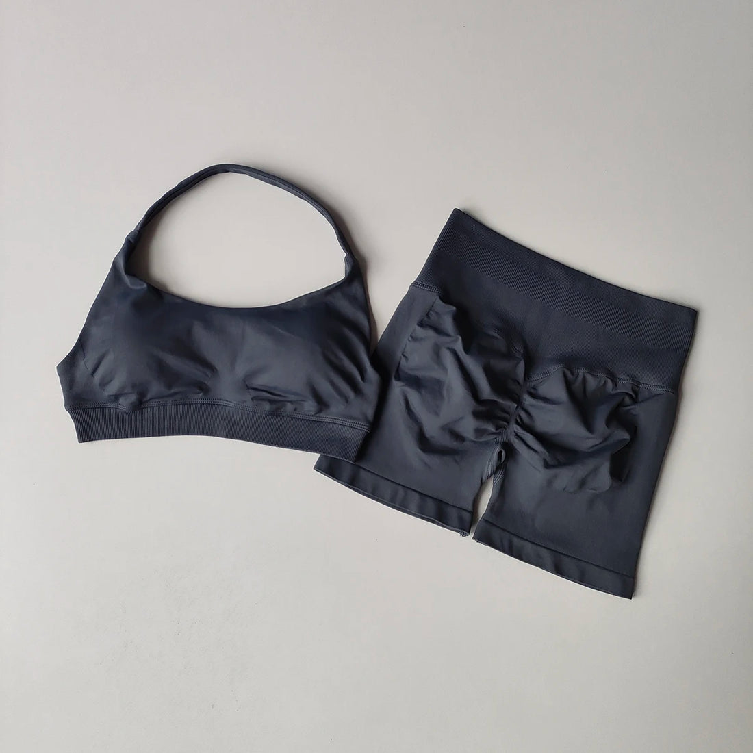 Women’s Seamless Yoga Set – Sports Bra & Shorts Gym Outfit